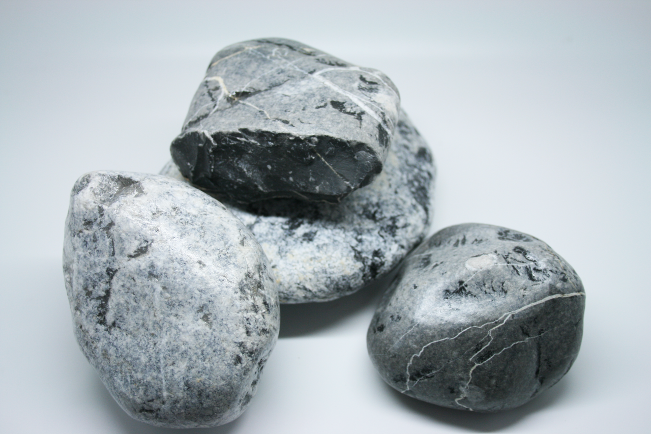 Dekosteine "Grigio Carnico" - ital. Naturmarmor für Innen und Außen, ca. 25kg Dekosteine "Grigio Carnico" - ital. Naturmarmor für Innen und Außen, ca. 25kg